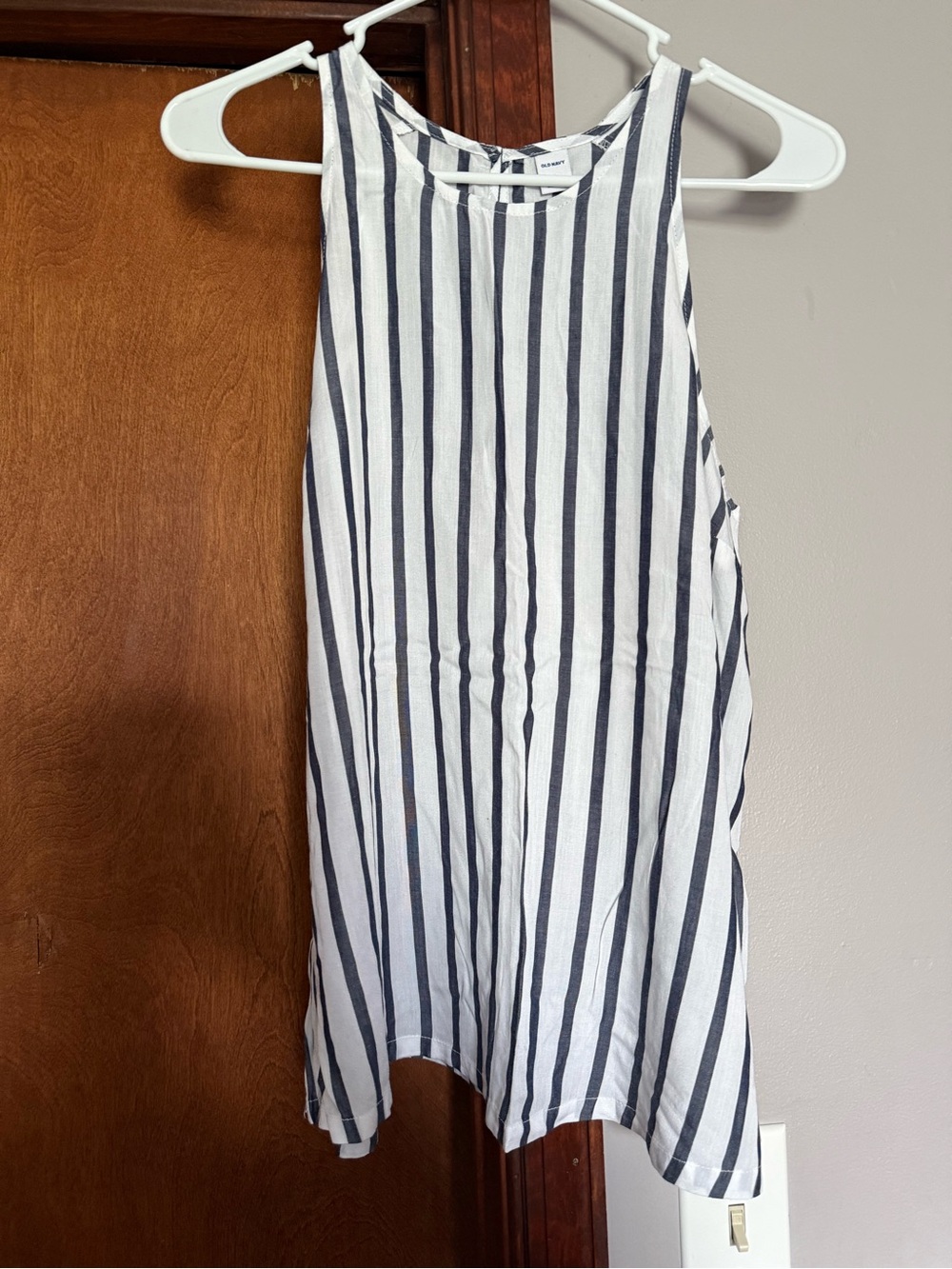 Old Navy White and Navy Vertical-Strip Tank